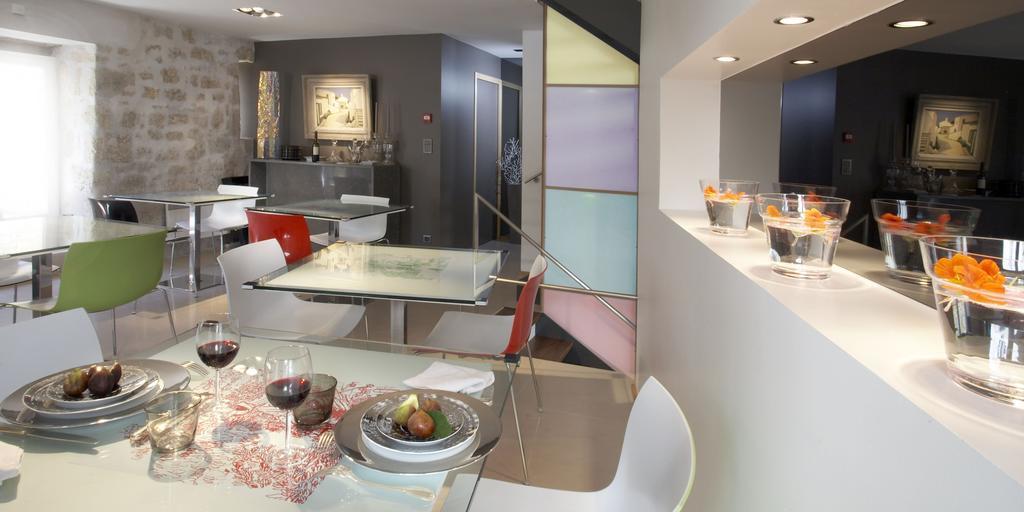 Design Hotel Des Francs Garcons Сен-Сован Экстерьер фото