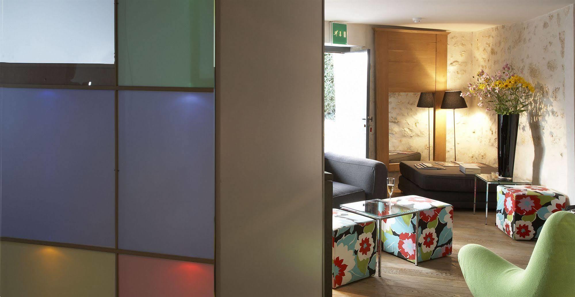 Design Hotel Des Francs Garcons Сен-Сован Экстерьер фото
